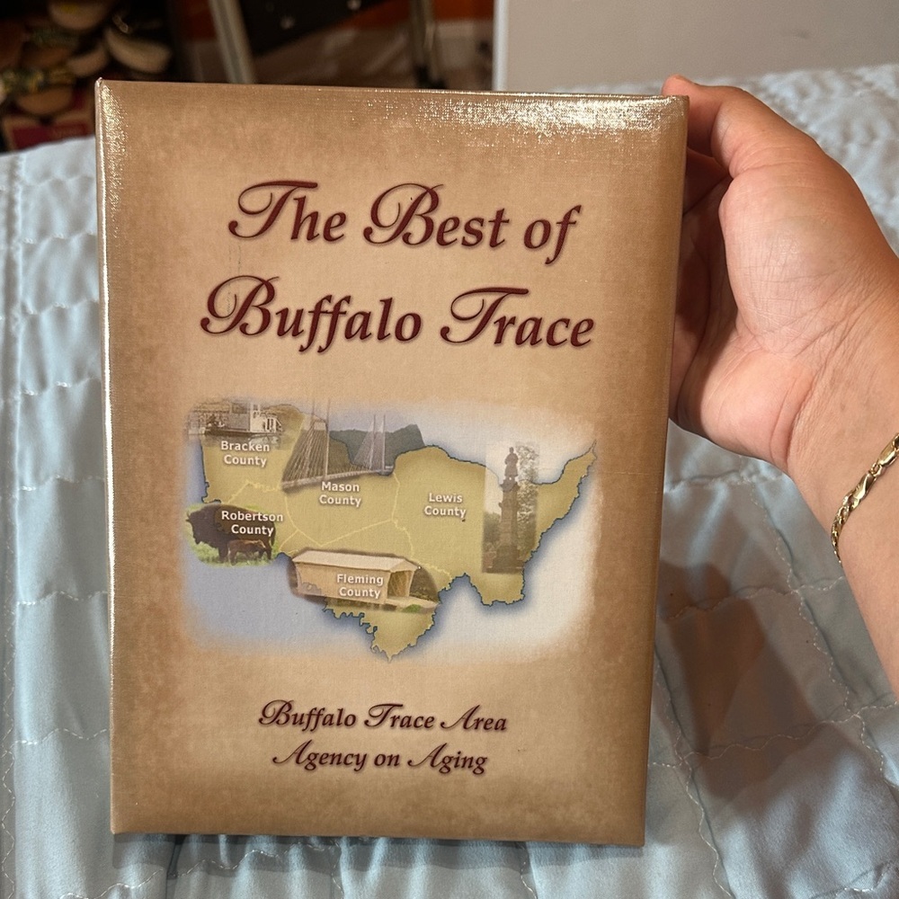 NWOT vintage  The Best of Buffalo Trace Book